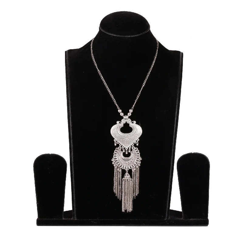 Comfortable Tops Women's Silver Colour Oxidized Necklace With Ghunghru And Chain Style - Tehzeeb Comfortable Tops Women's Silver Colour Oxidized Necklace With Ghunghru And Chain Style - Tehzeeb