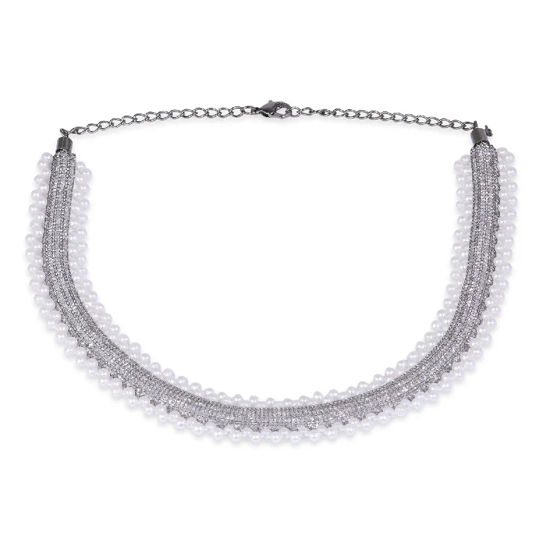 Relaxed Fit Women's Silver Colour Nackelace And Earrings With White Pearl  - Tehzeeb