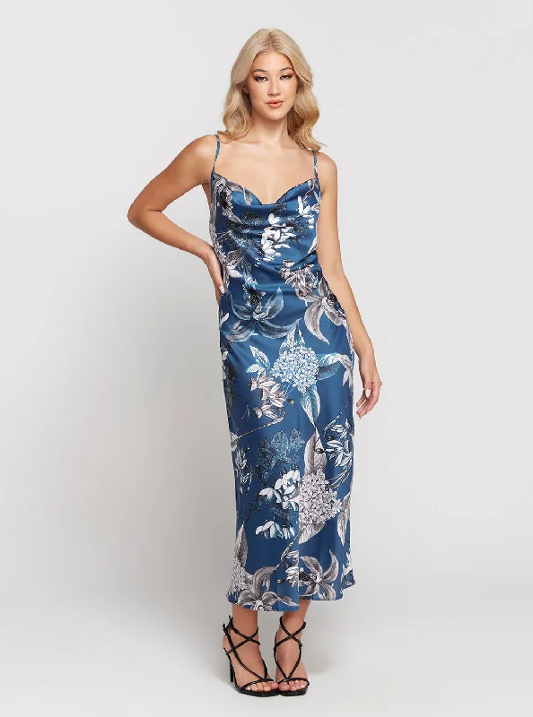 Soft Fabrics Blue Floral Print Akilina Maxi Dress