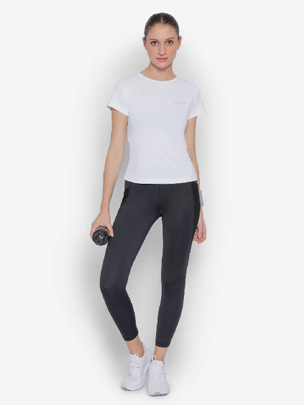 Warm Wear JUMP USA White Yoga Women Solid Rapid Dry Cut Out Sustainable T-shirt