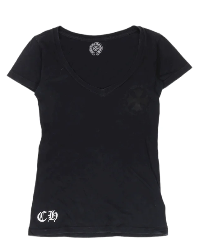 Casual Chic Tonal Logo V-Neck T-Shirt