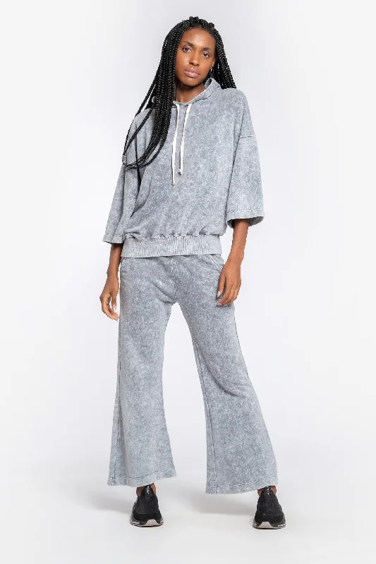Design Must-have Urban Washed Flare Pants