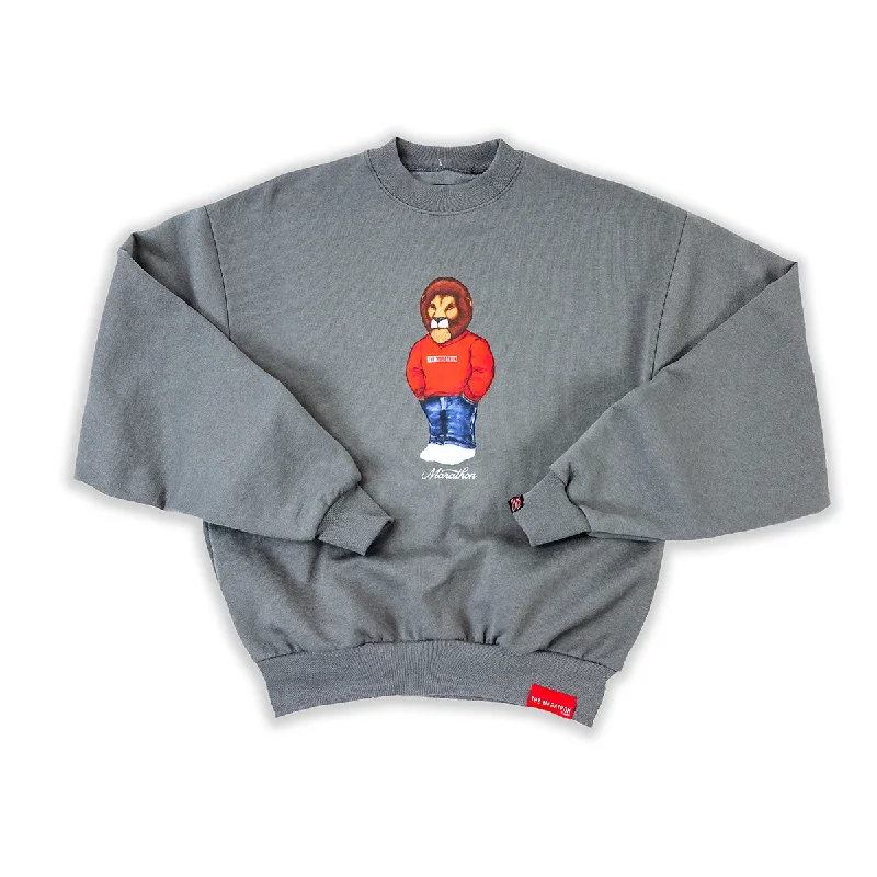 Chic Relaxation Leo The Marathon Lion (Marathon Crewneck) Crewneck - Slate Grey