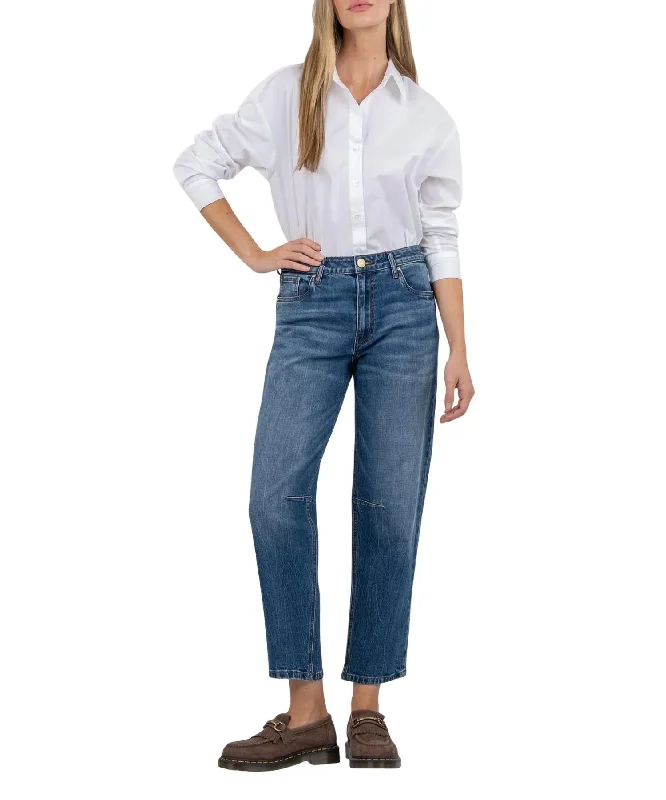 Minimal Comfort Ashley High Rise Straight Leg Jean In Dedication
