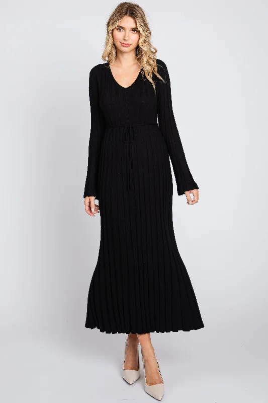 Relaxed Wear Black Ribbed Knit Maxi Dress