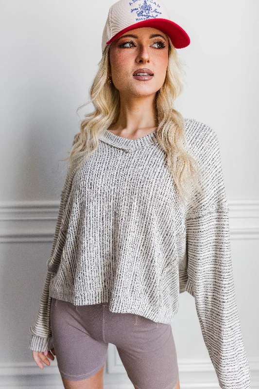Fashion Comfort Hillsboro V Neck Sweater- Ivory