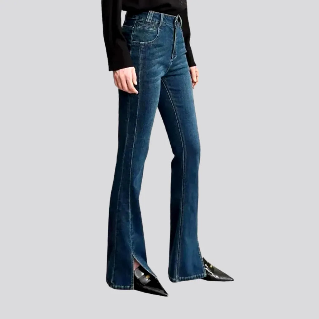 Light Comfort Sanded stretchable flared jeans for women