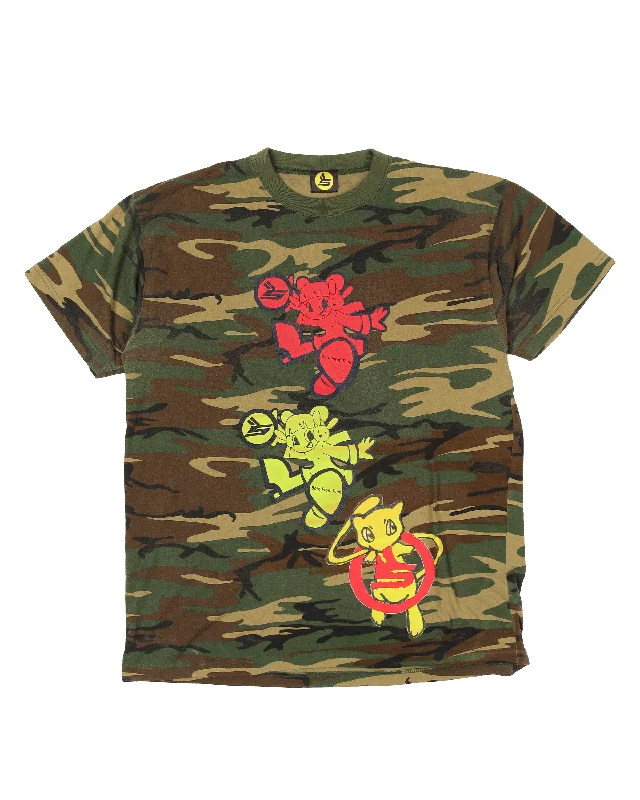 Modern Chic Born From Pain Mewto Camouflage T-Shirt