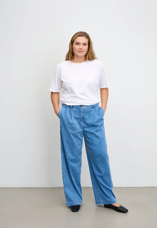 Elegant Comfort Debbie Loose - Medium Length - Washed Blue Denim