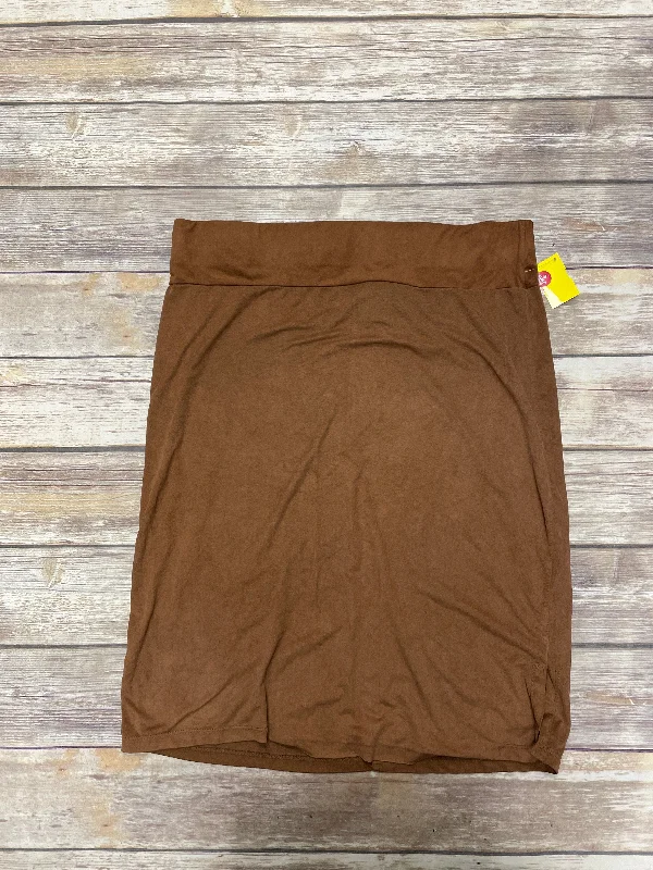 Light Comfort Skirt Mini & Short By Rouge In Brown, Size: 2x