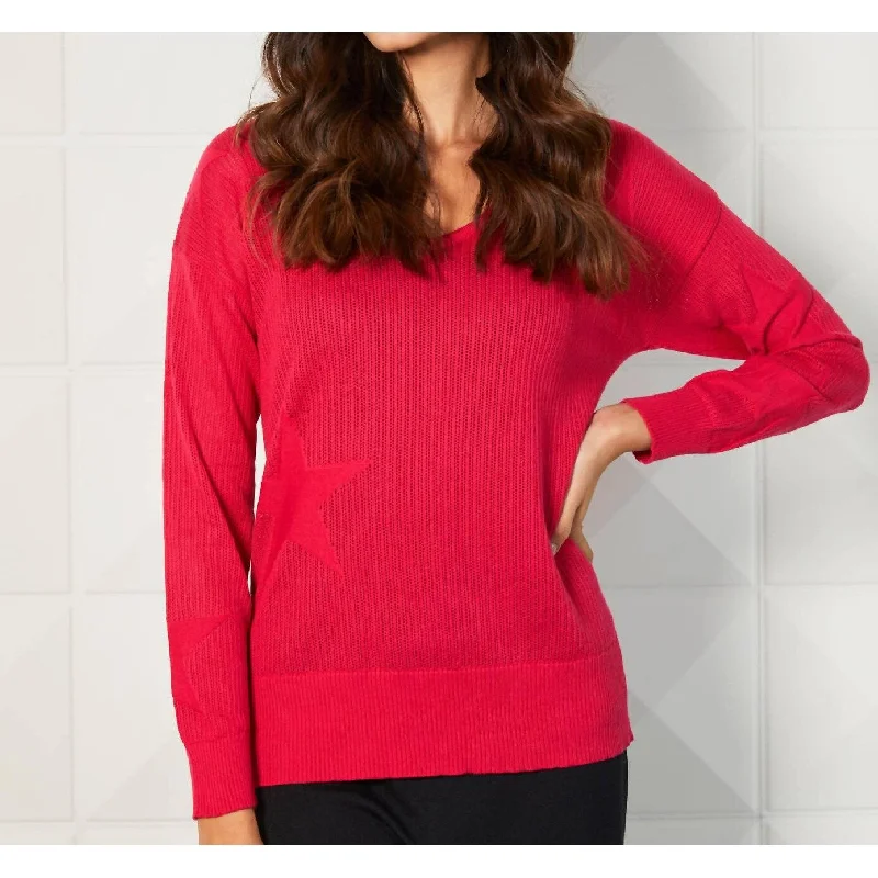 Chic Outfits French Kyss - Lightweight V-Neck Star Top