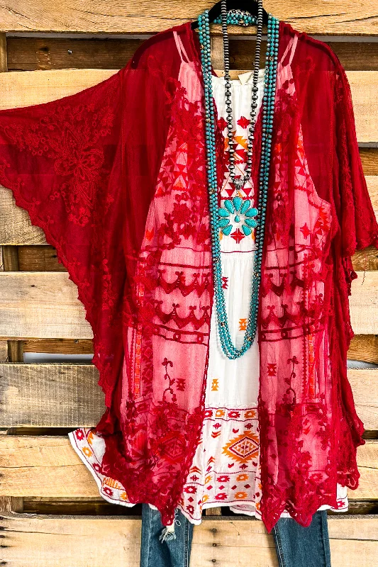 Cozy Shirts AHB EXCLUSIVE: Finding Perfection Kimono - Red