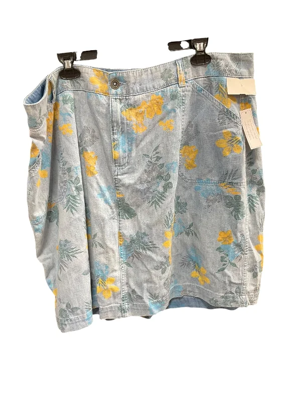 Soft Comfort Skirt Mini & Short By Cj Banks In Floral Print, Size: 3x