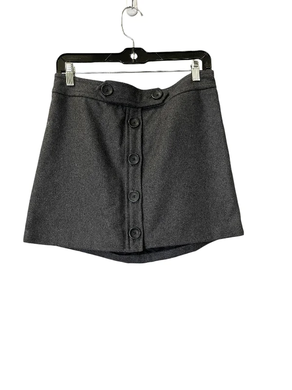 Comfortable Tops Skirt Mini & Short By Gap In Grey, Size: 6