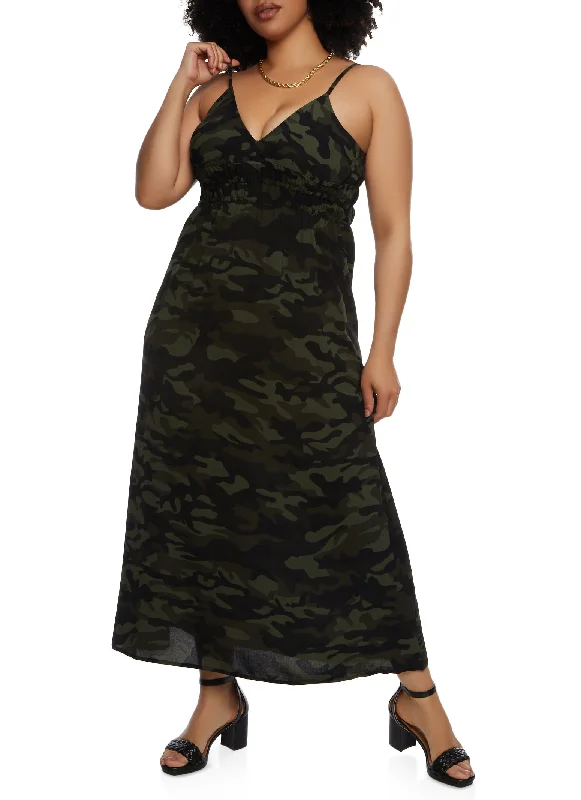 Exquisite Craftsmanship Plus Size Printed Smocked V Neck Maxi Dress