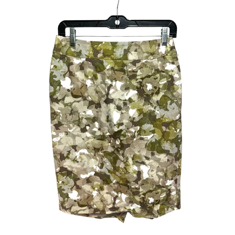Smart Comfort Skirt Mini & Short By Banana Republic In Brown, Size: 2