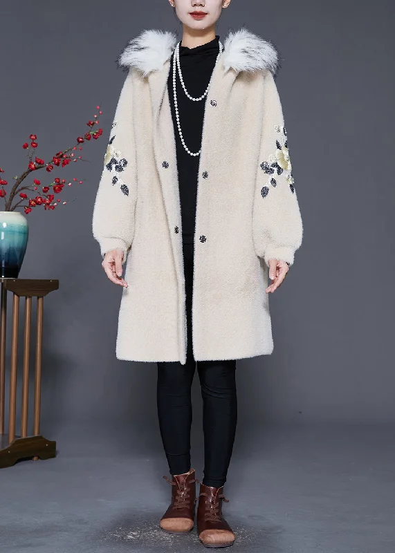 Chic Relaxation Plus Size Beige Fur Collar Embroideried Faux Fur Trench Winter