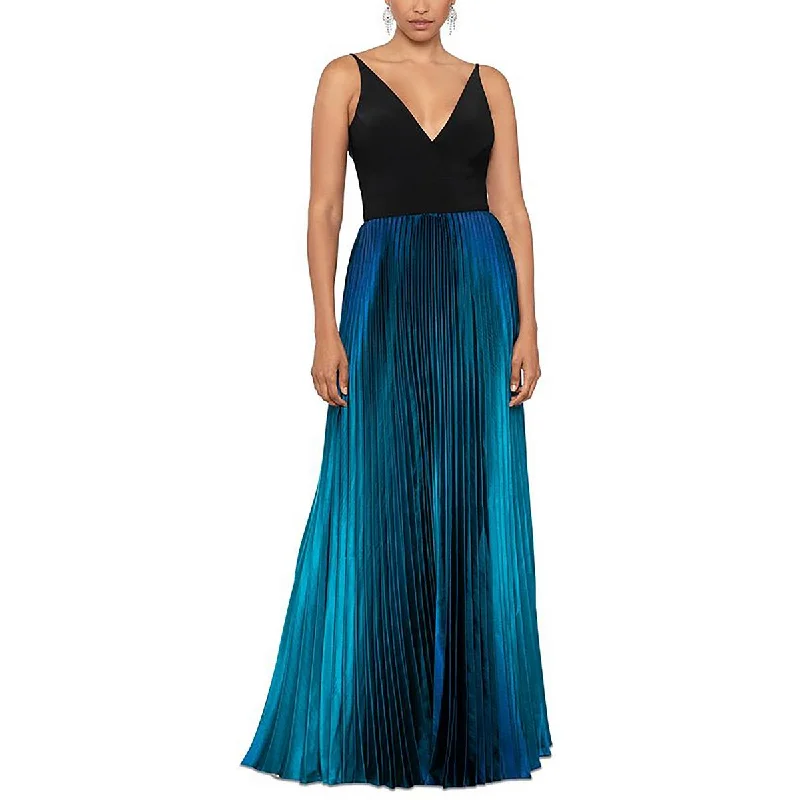 Cozy Vibes Betsy & Adam Womens Petites V Neck Pleated Maxi Dress