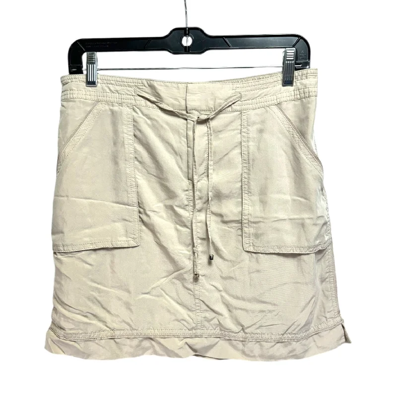 Cozy Look Skirt Mini & Short By White House Black Market In Cream, Size: 6