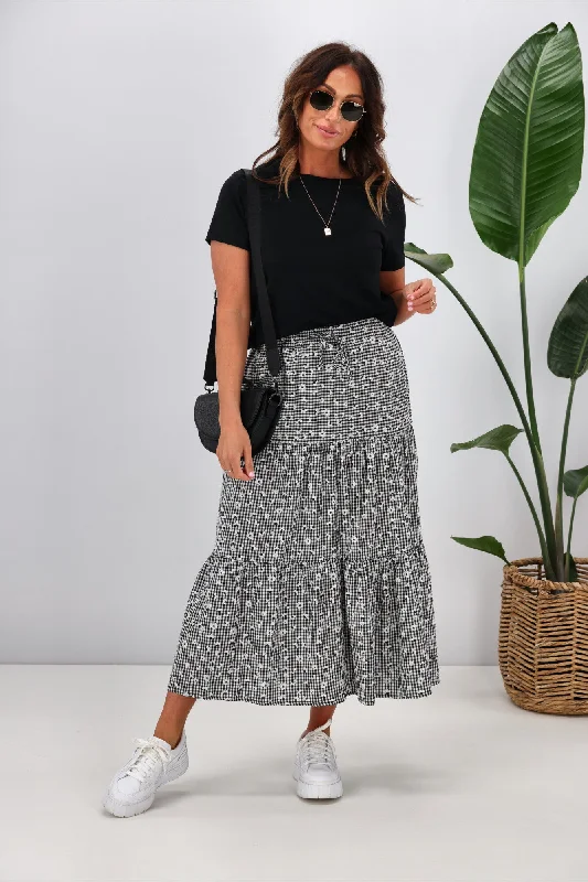Comfort Fit Shine On Label Vera Tiered Maxi Skirt Flower Printed Gingham