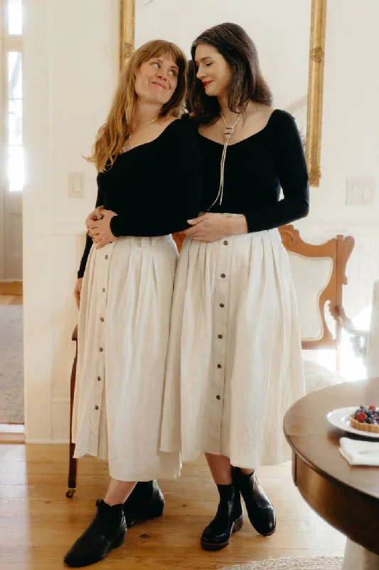 Effortless Wear Trices Skirt in Oat Cotton Crinkle