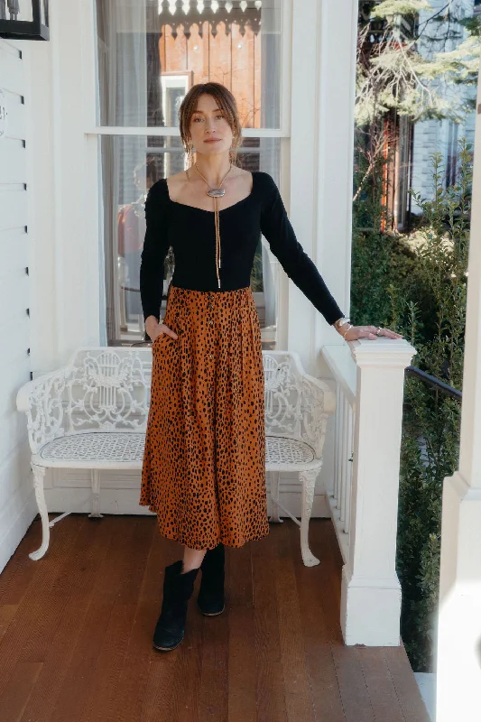 Comfortable Fashion Trices Skirt in Bam Bam Challis
