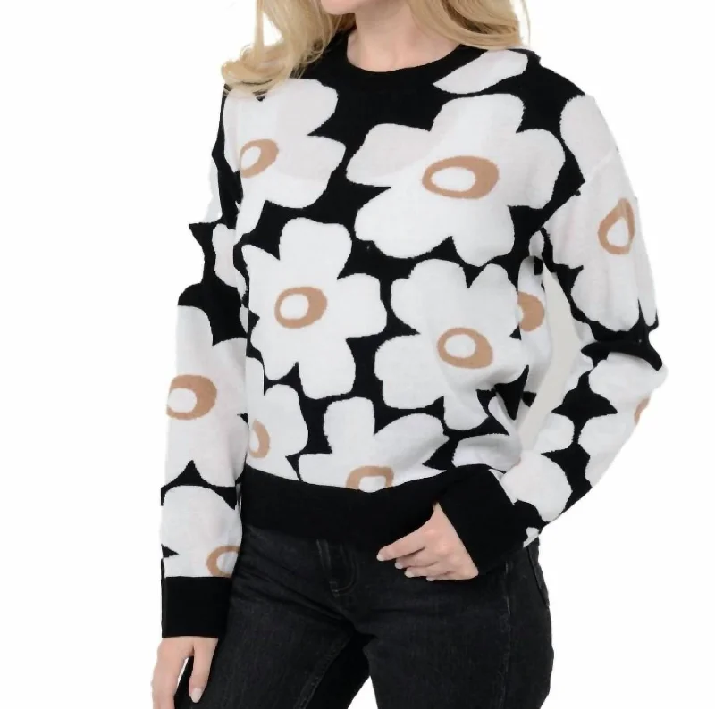 Advanced Design Dulce Intarsia Flower Pullover In Black