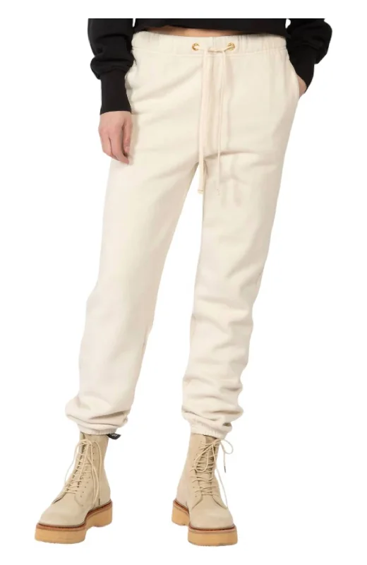 Cozy Look Dylan Classic Sweatpants In Ivory