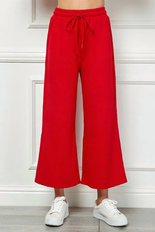 Everyday Comfort Textured Cropped Wide Pant