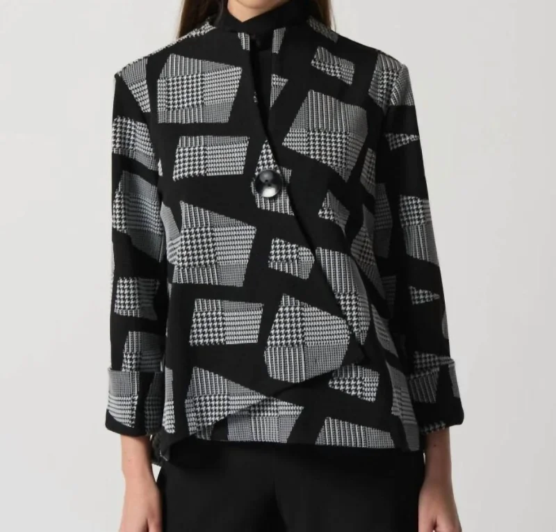 Soft Wear Casual Geometric Shirt In Black White