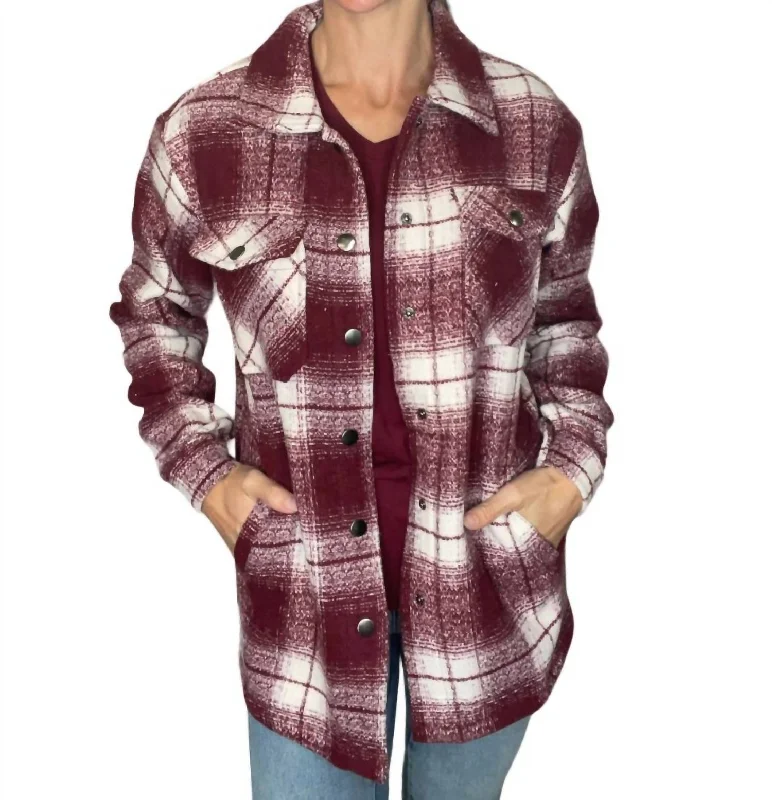 Elegant Comfort Norah Plaid Shaket In Burgundy